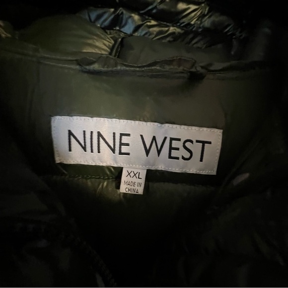 Nine West XXL Puffer Coat NWT Ret $140 Dark Green - Picture 6 of 11